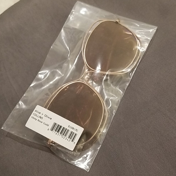 ?ALICE+OLIVIA? Collins Sunglasses ~ Rose Gold NWT main image 10